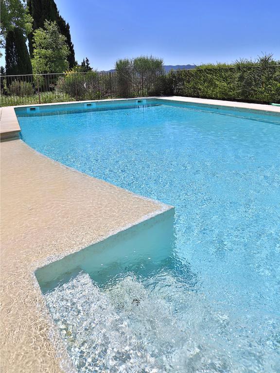Domaine La Carraire Bed and Breakfast Lauris Buitenkant foto