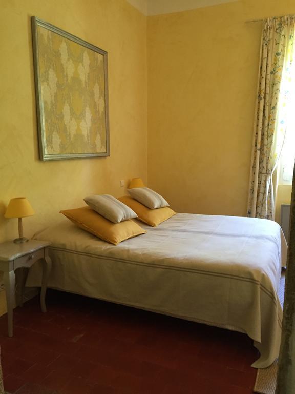 Domaine La Carraire Bed and Breakfast Lauris Buitenkant foto
